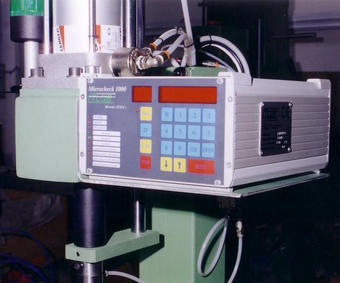 Máquina para ensayo de bridas